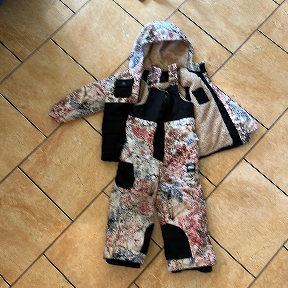 Picture winter jacket and bibs set size 4